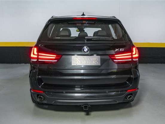 BMW-X5-2016