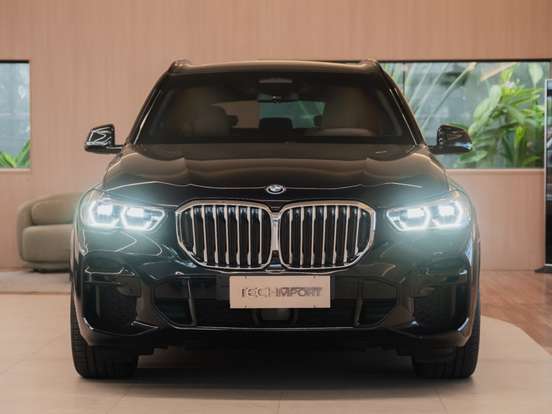BMW-X5-2022