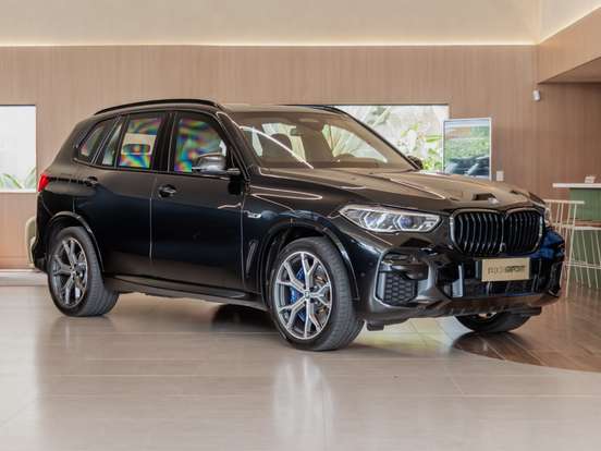 BMW-X5-2022