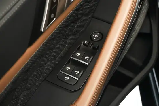 BMW-X6-2023