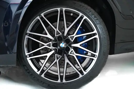 BMW-X6-2023
