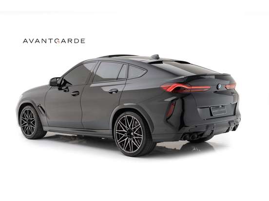 BMW-X6-2022