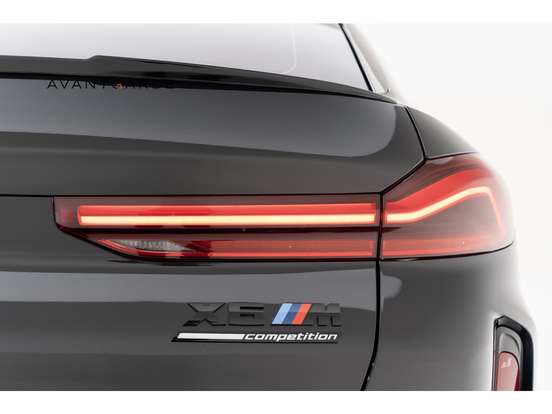 BMW-X6-2022