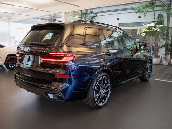 BMW-X7-3.0 TWINPOWER GASOLINA XDRIVE40I M SPORT STEPTRONIC BMW-X7-2025