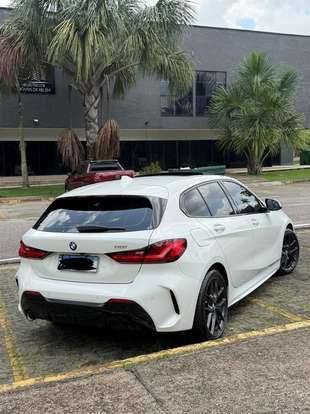 BMW-118i-2023