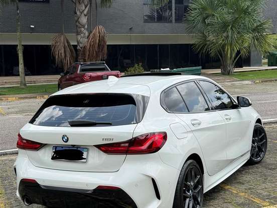 BMW-118i-1.5 12V GASOLINA M SPORT STEPTRONIC BMW-118i-2023