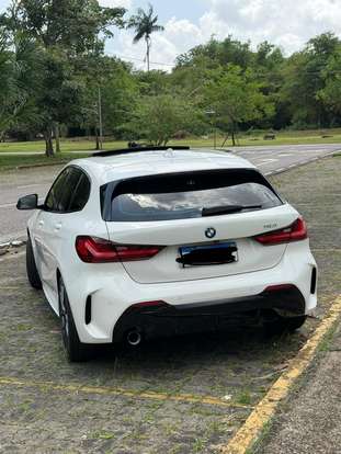 BMW-118i-2023