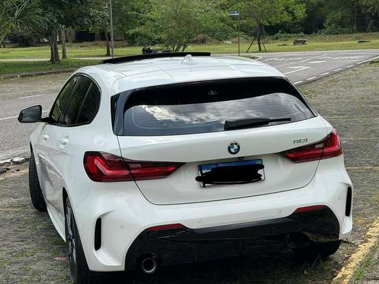 BMW-118i-1.5 12V GASOLINA M SPORT STEPTRONIC BMW-118i-2023