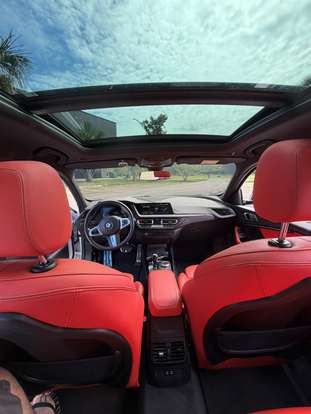 BMW-118i-2023
