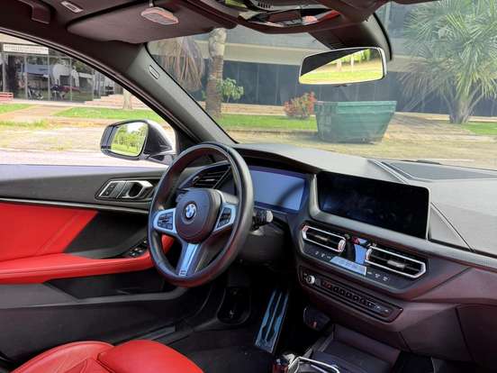 BMW-118i-1.5 12V GASOLINA M SPORT STEPTRONIC BMW-118i-2023
