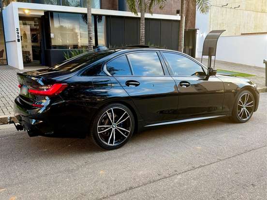 BMW-320i-2.0 16V TURBO FLEX M SPORT AUTOMÁTICO BMW-320i-2022