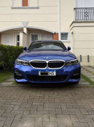 BMW-320i-2021