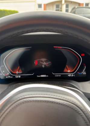 BMW-320i-2021