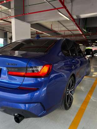 BMW-320i-2020