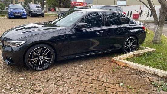 BMW-320i-2020