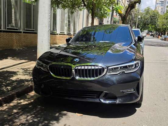 BMW-320i-2.0 16V TURBO GASOLINA SPORT AUTOMÁTICO BMW-320i-2019