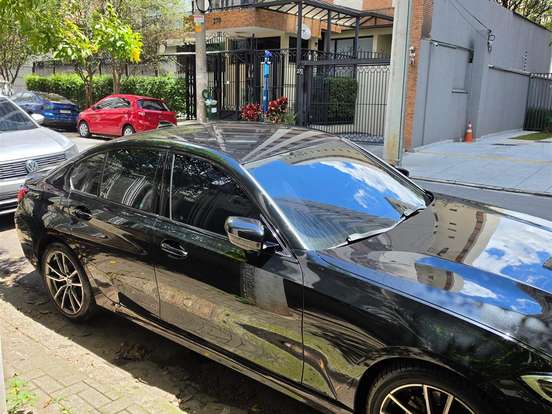 BMW-320i-2.0 16V TURBO GASOLINA SPORT AUTOMÁTICO BMW-320i-2019
