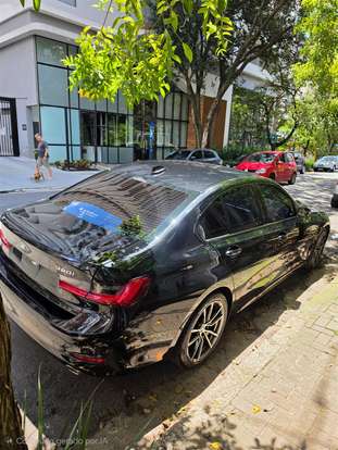 BMW-320i-2019
