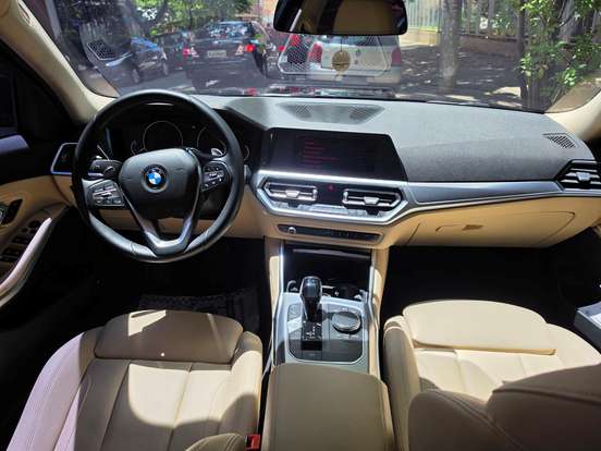 BMW-320i-2.0 16V TURBO GASOLINA SPORT AUTOMÁTICO BMW-320i-2019