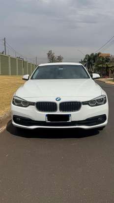 BMW-320i-2017