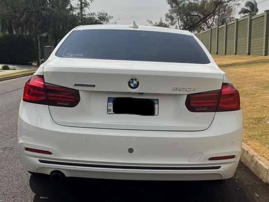 BMW-320i-2.0 SPORT 16V TURBO ACTIVE FLEX 4P AUTOMÁTICO BMW-320i-2017