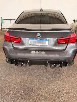 BMW-320i-2017