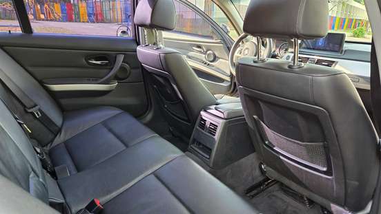BMW-325i-2.5 SEDAN 24V GASOLINA 4P AUTOMÁTICO BMW-325i-2011