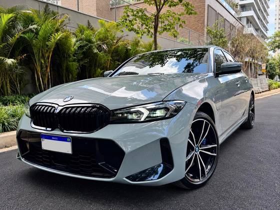 BMW 330e 2.0 16V TURBO HÍBRIDO M SPORT AUTOMÁTICO