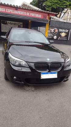 BMW-550i-2005