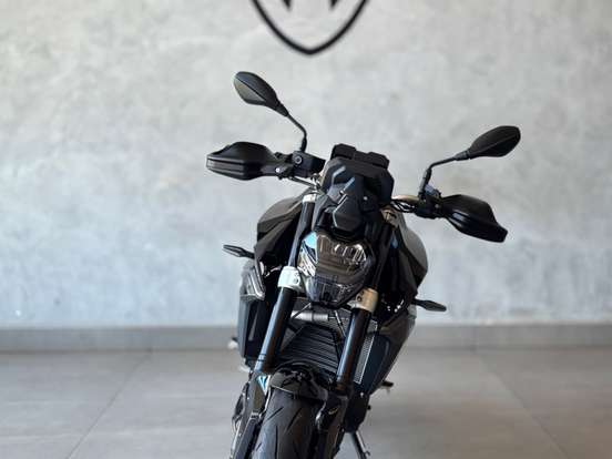 BMW-F 900 R SPORT PLUS BMW-F 900 R SPORT PLUS-2024