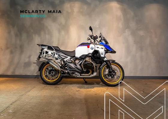 BMW R 1300 GS ADVENTURE TROPHY 