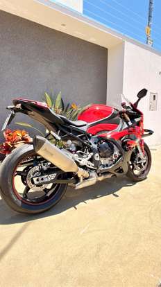 BMW-S 1000 RR-2024