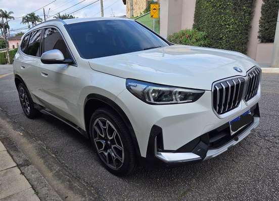 BMW-X1-2023