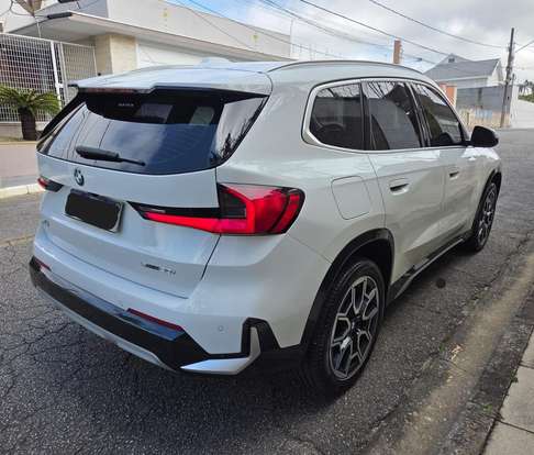 BMW-X1-2023