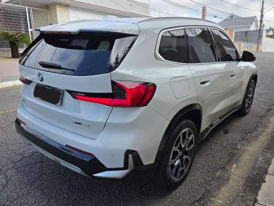 BMW-X1-2.0 16V TURBO GASOLINA SDRIVE20I X-LINE STEPTRONIC BMW-X1-2023