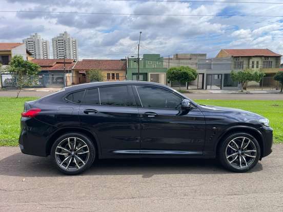 BMW-X4-2023