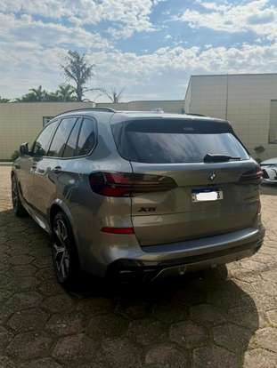 BMW-X5-2024