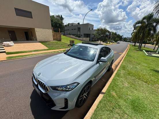 BMW-X6-3.0 TWINPOWER GASOLINA XDRIVE40I M SPORT AUTOMÁTICO BMW-X6-2023
