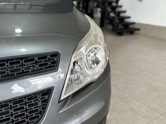 CHEVROLET-AGILE-2012