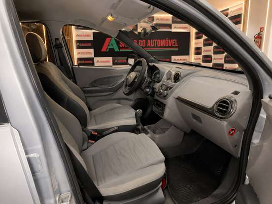 CHEVROLET-AGILE-2012