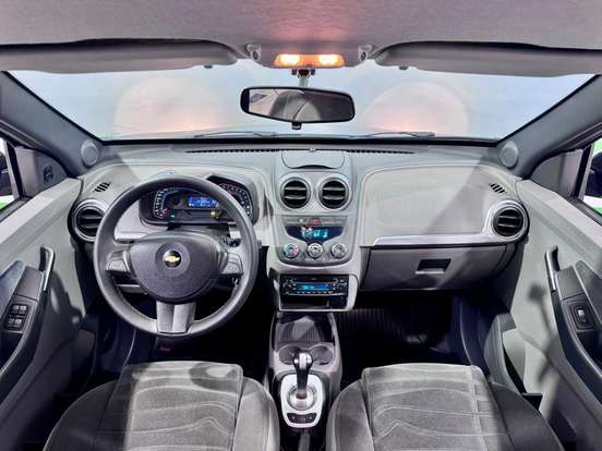 CHEVROLET-AGILE-1.4 MPFI LTZ 8V FLEX 4P AUTOMATIZADO CHEVROLET-AGILE-2013