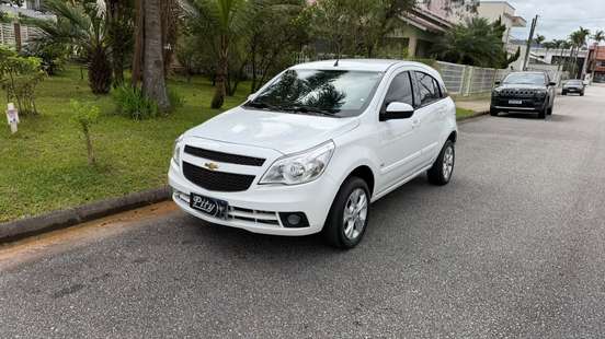 CHEVROLET-AGILE-2011