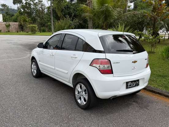 CHEVROLET-AGILE-1.4 MPFI LTZ 8V FLEX 4P MANUAL CHEVROLET-AGILE-2011
