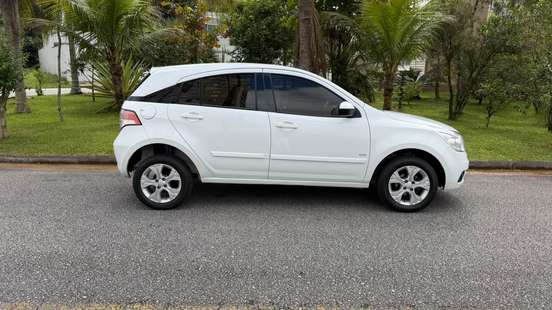 CHEVROLET-AGILE-2011