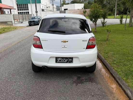 CHEVROLET-AGILE-1.4 MPFI LTZ 8V FLEX 4P MANUAL CHEVROLET-AGILE-2011