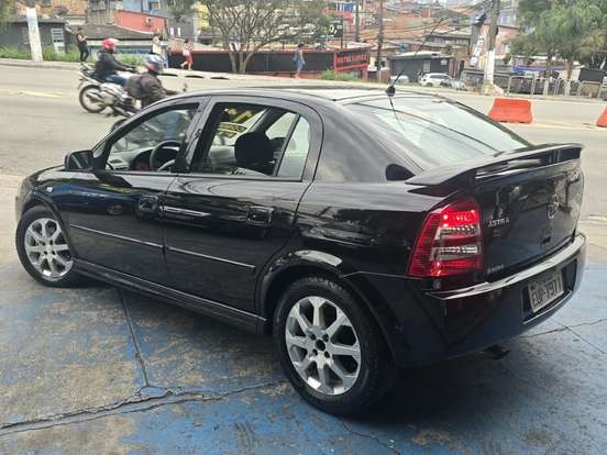 CHEVROLET-ASTRA-2.0 MPFI ADVANTAGE 8V FLEX 4P AUTOMÁTICO CHEVROLET-ASTRA-2011