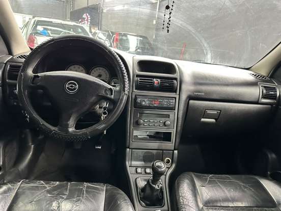 CHEVROLET-ASTRA-2010