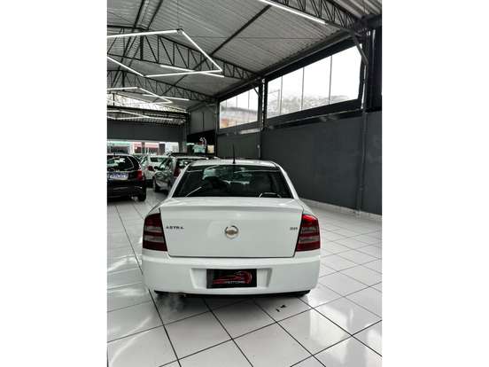 CHEVROLET-ASTRA-2010