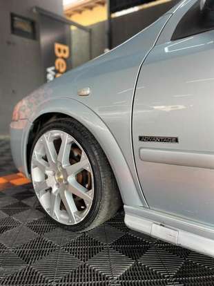 CHEVROLET-ASTRA-2009