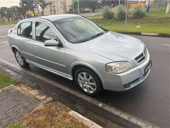 CHEVROLET-ASTRA-2011